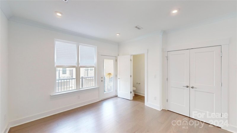 Property image 3 at 1457 Briar Creek Road, Charlotte, NC 28205