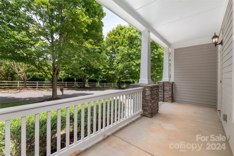 Property image 2 at 166 Water Oak Drive, Mooresville, NC 28117