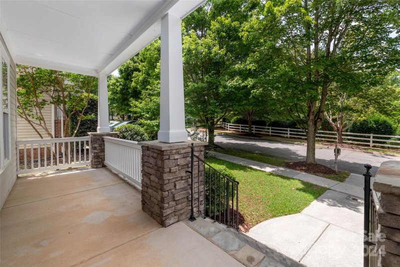 Property image 3 at 166 Water Oak Drive, Mooresville, NC 28117