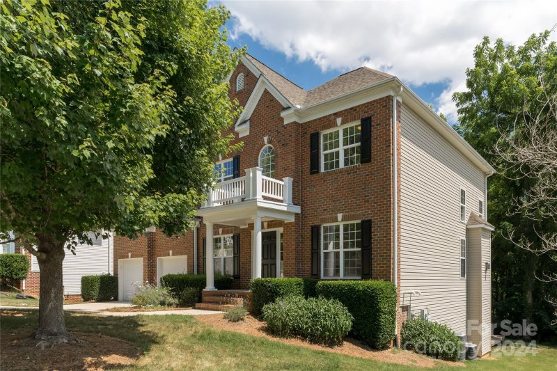 Property image 2 at 7273 Willowbrook Drive, Denver, NC 28037