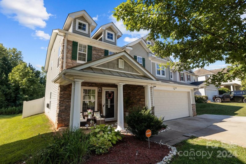 Property image 2 at 156 Ranlo Avenue, Gastonia, NC 28054