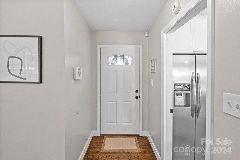 Property image 5 at 1400 Tarrington Avenue, Charlotte, NC 28205