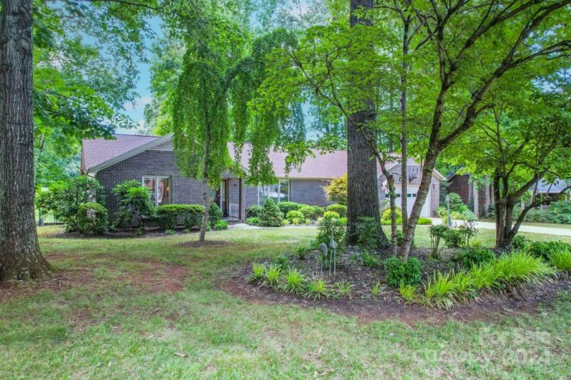 Property image 2 at 402 Travis Lane, Salisbury, NC 28146