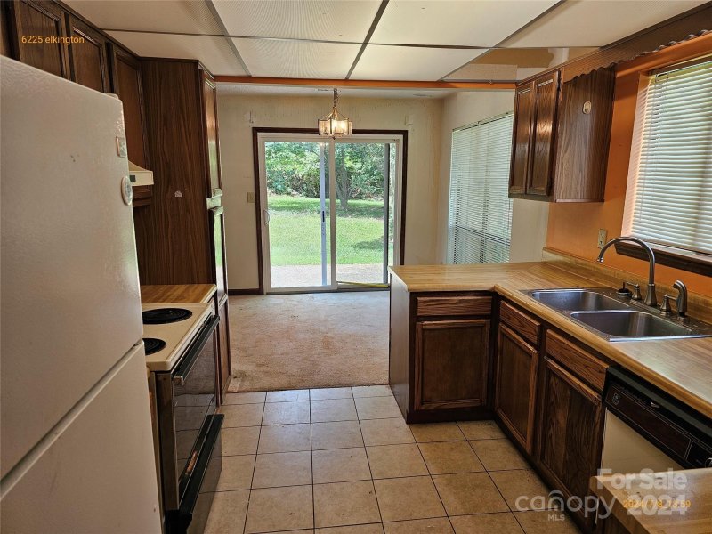 Property image 5 at 6235 Elkington Lane, Mint Hill, NC 28227