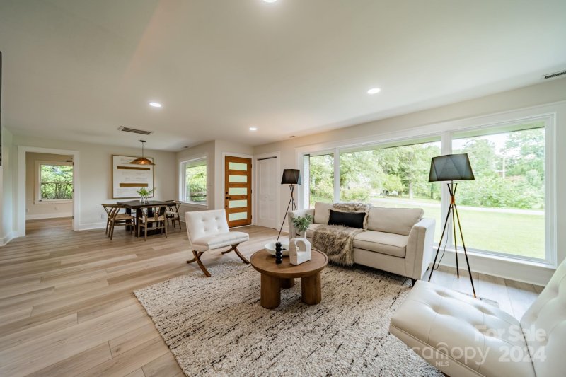 Property image 3 at 258 Enwood Drive, Charlotte, NC 28214