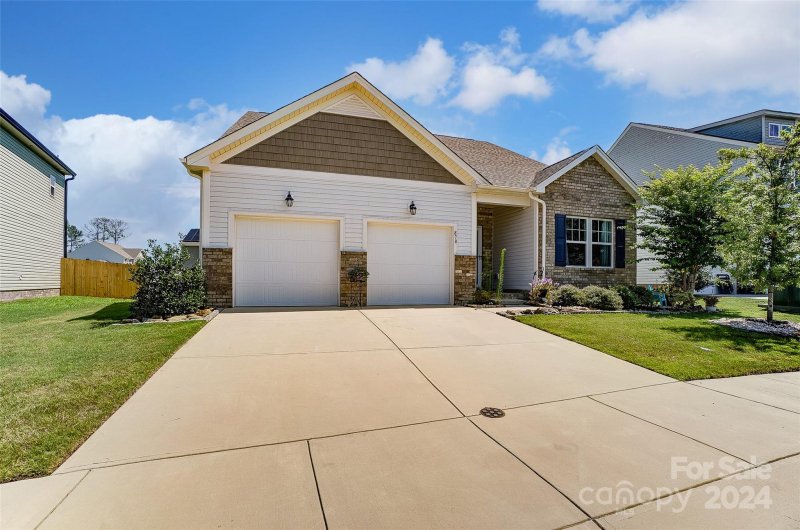 Property image 3 at 878 Von Buren Boulevard, Rock Hill, SC 29730