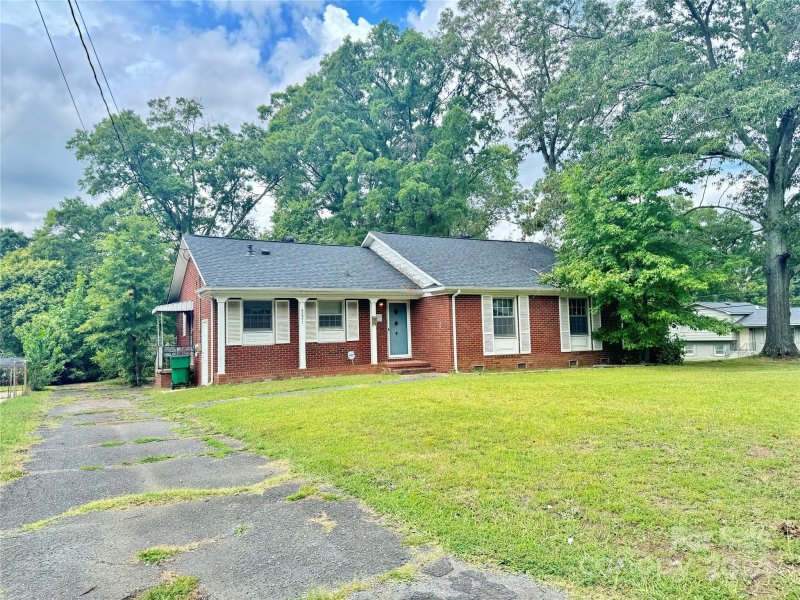 Property image 5 at 4231 Westridge Drive, Charlotte, NC 28208