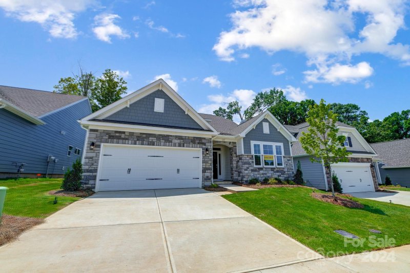 Property image 2 at 125 S Dunlavin Way, Mooresville, NC 28115