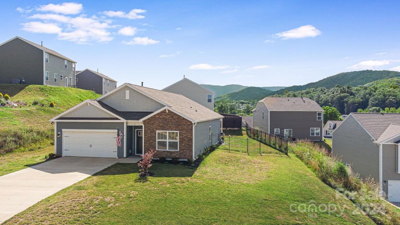 Property image 2 at 127 Amblers Knoll Road, Weaverville, NC 28787