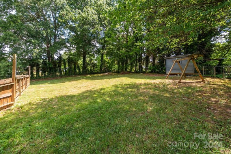 Property image 4 at 3734 21st Street, Hickory, NC 28601