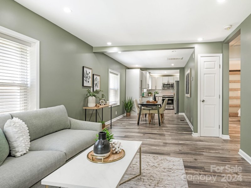 Property image 4 at 1830 Vinton Street, Charlotte, NC 28216