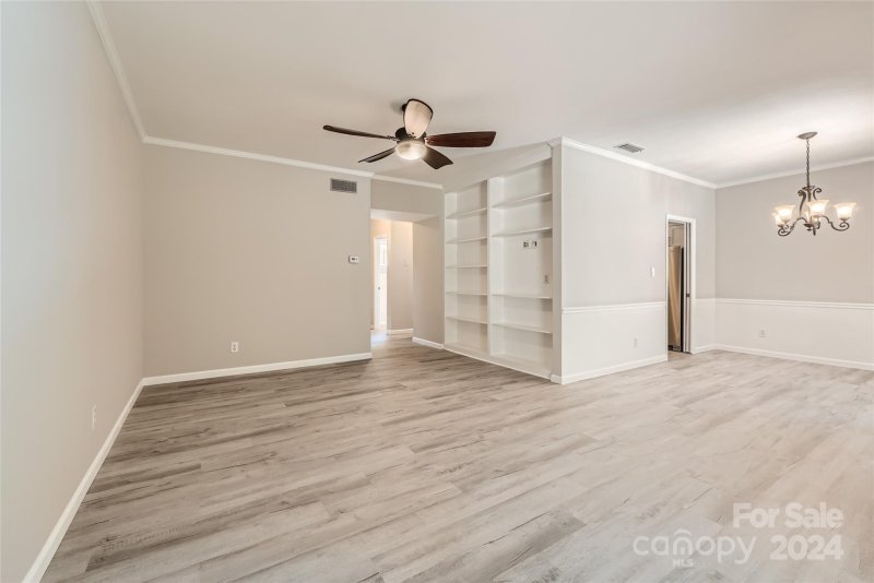 Property image 4 at 5929 Quail Hollow Road, Charlotte, NC 28210