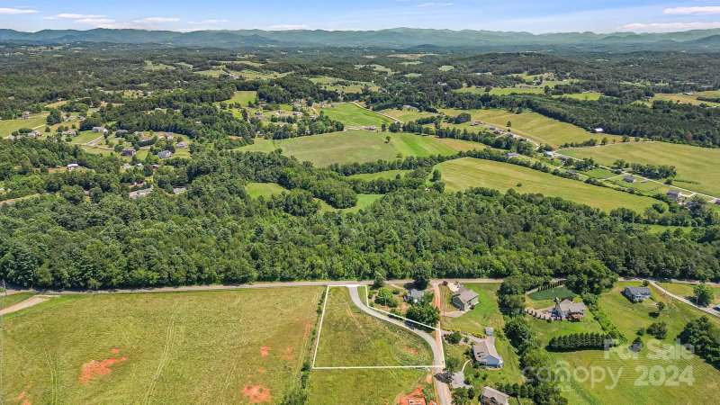 Property image 2 at 5 Agape Acres Drive, Alexander, NC 28701