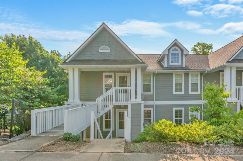 Property image 2 at 3701 Florham Place, Asheville, NC 28806