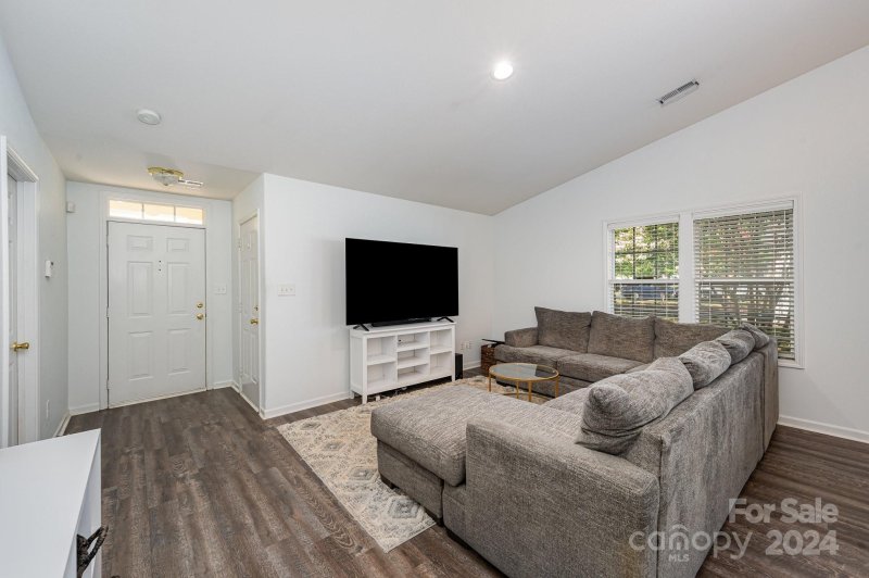 Property image 2 at 10519 Glory Meadow Court, Charlotte, NC 28278