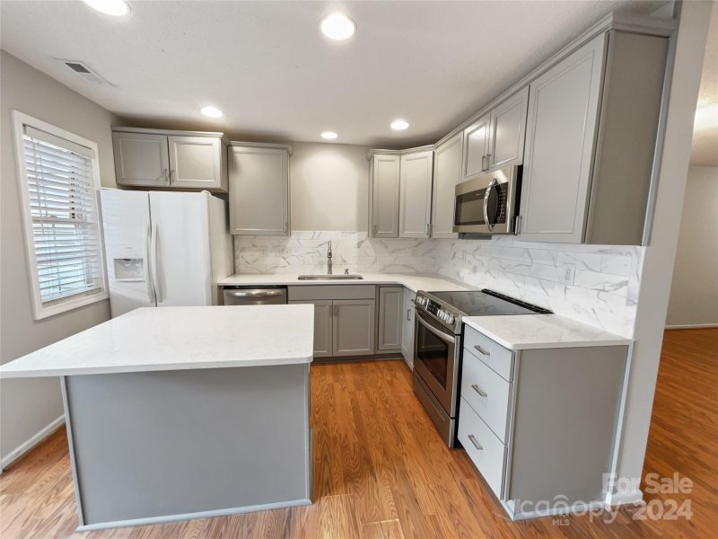 Property image 2 at , Charlotte, NC 28214