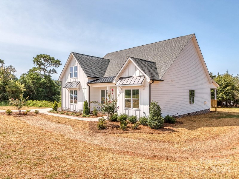 Property image 3 at 608 Plowshare Way, Clover, SC 29710