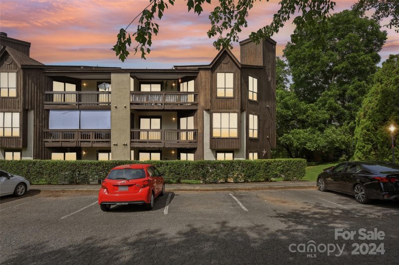 Property image 2 at 8183 Cedar Glen Drive, Charlotte, NC 28212