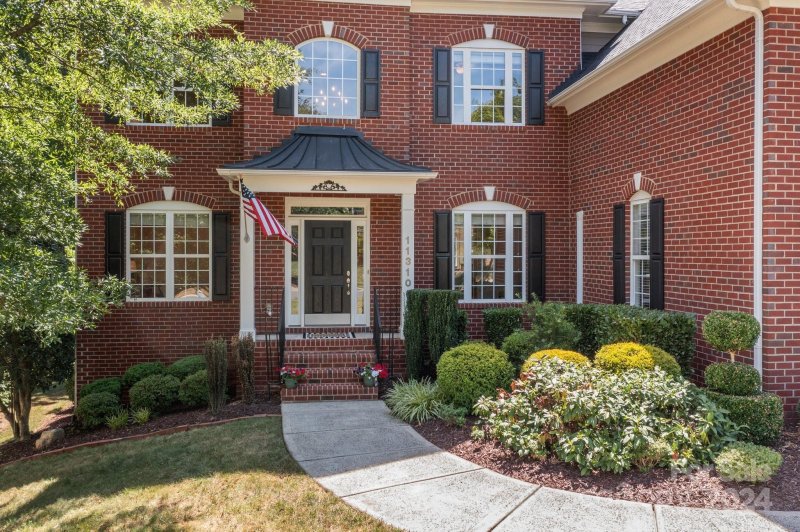 Property image 2 at 11310 Canoe Cove Lane, Huntersville, NC 28078