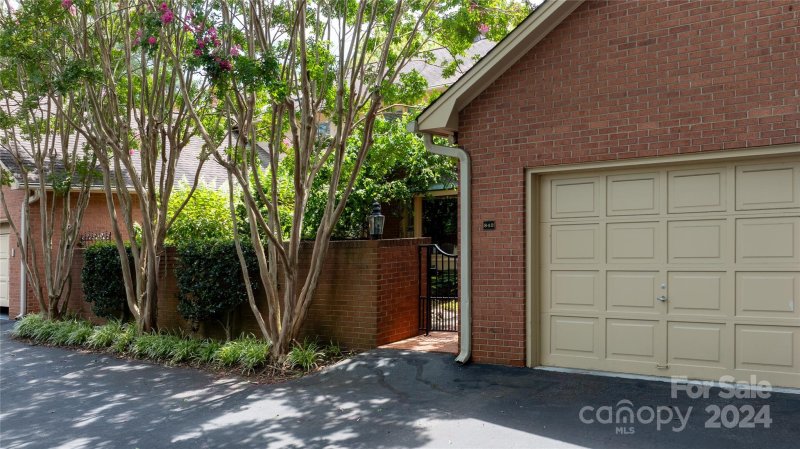 Property image 2 at 842 1st Street, Hickory, NC 28601