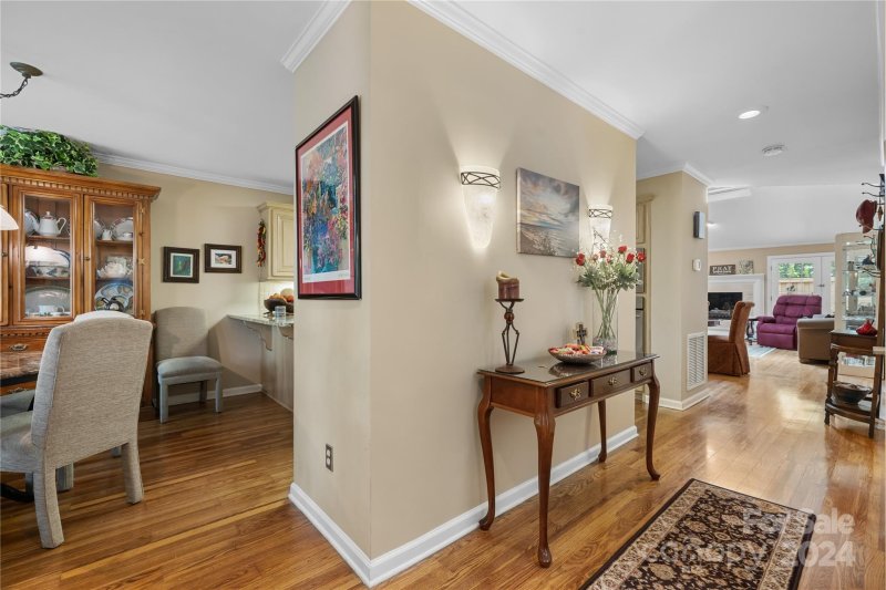 Property image 4 at 842 1st Street, Hickory, NC 28601