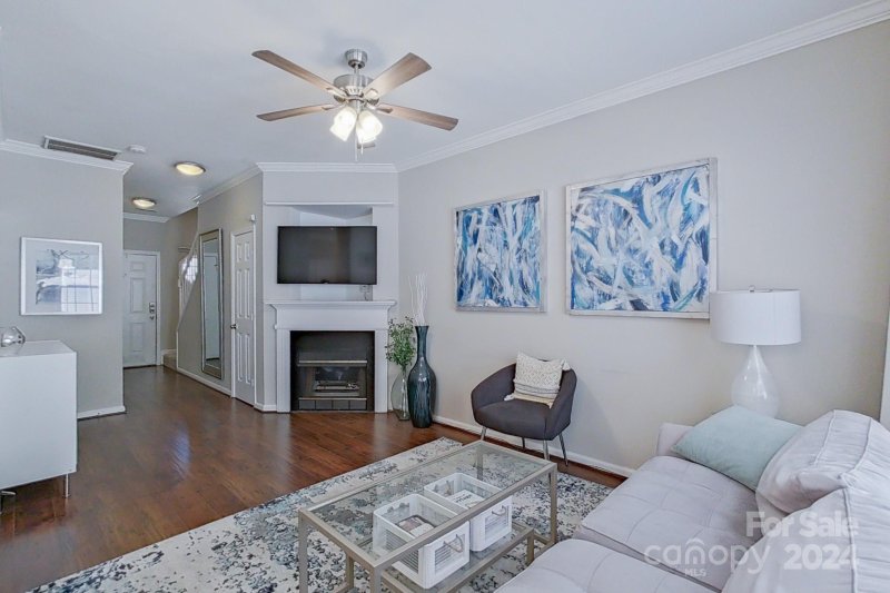 Property image 3 at 7817 Lennoxshire Lane, Charlotte, NC 28210