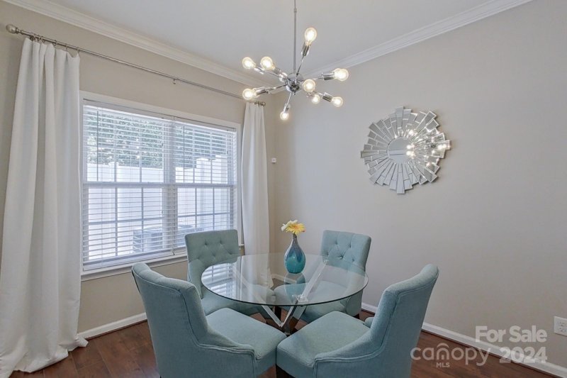 Property image 5 at 7817 Lennoxshire Lane, Charlotte, NC 28210