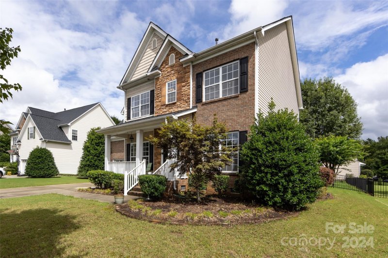 Property image 2 at 576 Evening Mist Drive, Fort Mill, SC 29708