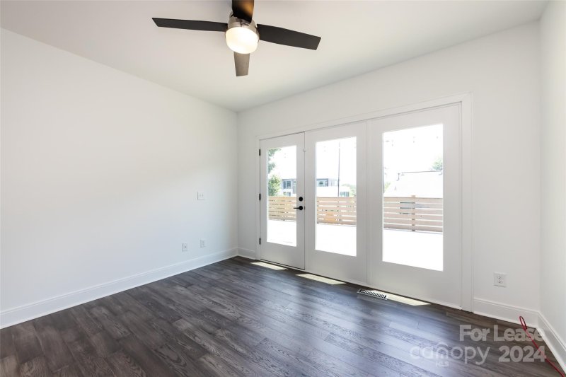 Property image 4 at 232 Flint Street, Charlotte, NC 28216