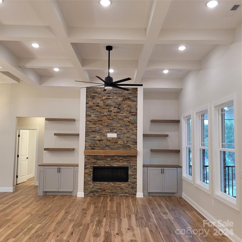 Property image 3 at 4748 1st Street, Hickory, NC 28601