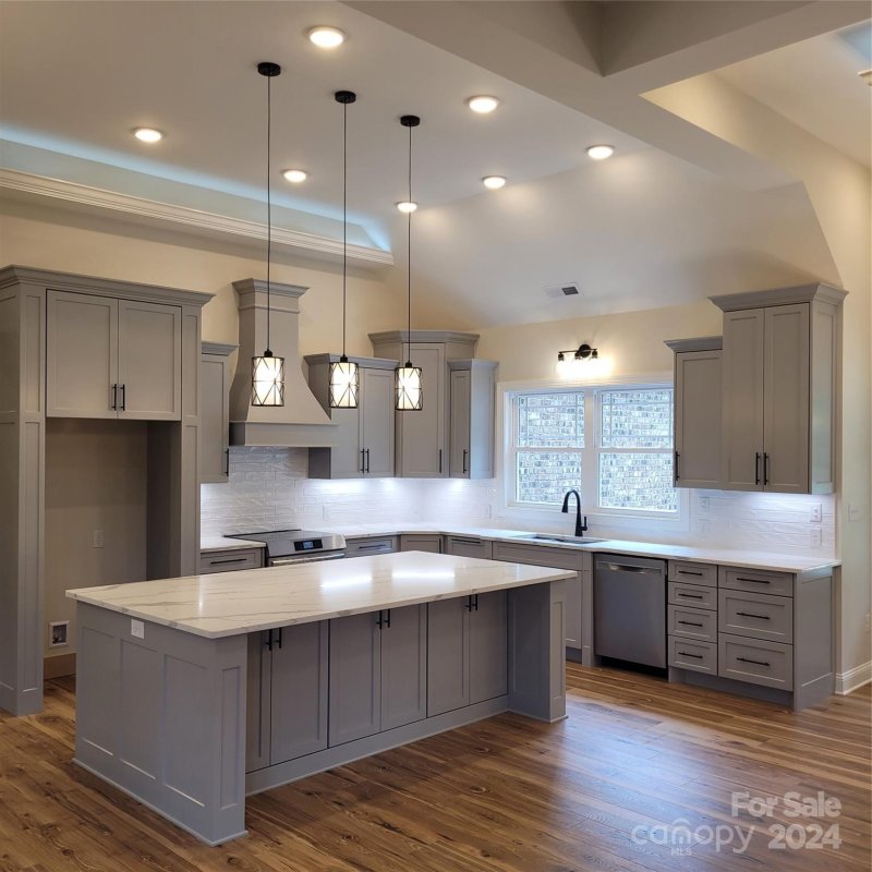 Property image 5 at 4748 1st Street, Hickory, NC 28601