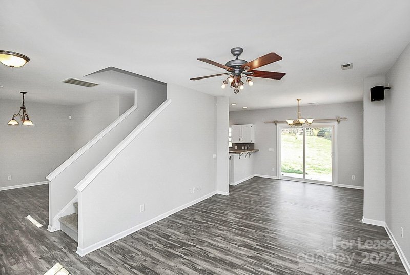 Property image 4 at 17315 Commons Crossing Drive, Charlotte, NC 28277