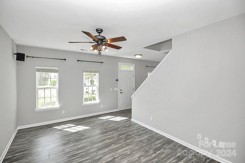 Property image 5 at 17315 Commons Crossing Drive, Charlotte, NC 28277