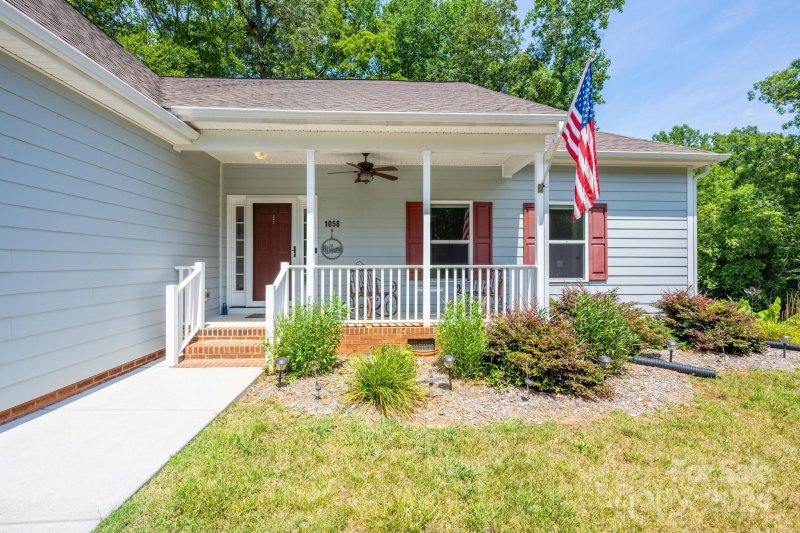 Property image 2 at 1058 Arabian Court, Catawba, NC 28609