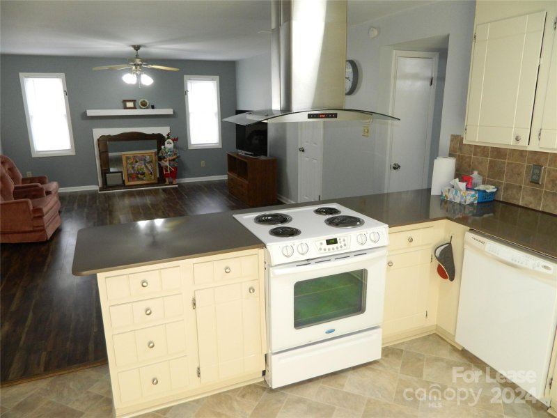 Property image 4 at 119 23rd Street, Hickory, NC 28601