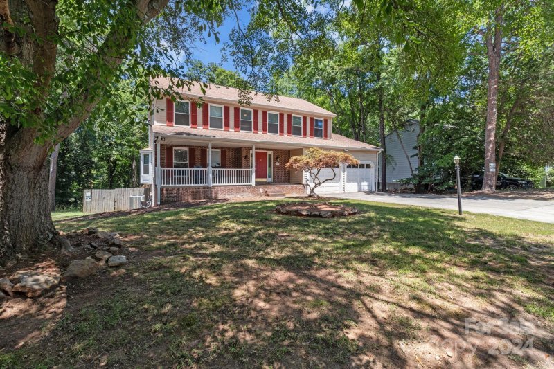 Property image 2 at 2119 Flint Glenn Lane, Charlotte, NC 28262