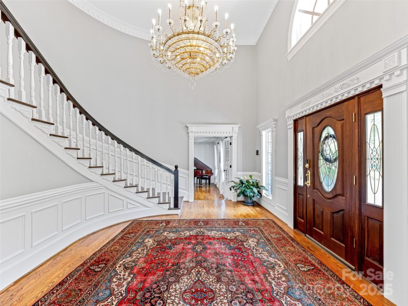 Property image 5 of 163 Northern Lights Lane in Vestavia, Hendersonville, NC 28739