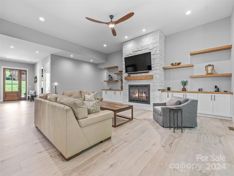 Property image 5 at 11 Sagewood Drive, Candler, NC 28715