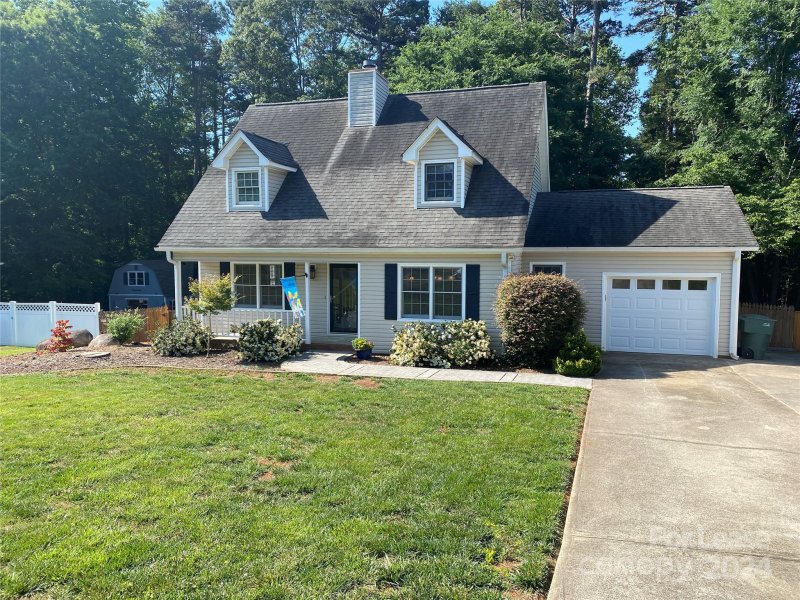 Property image 3 at 4520 Huntington Drive, Gastonia, NC 28056