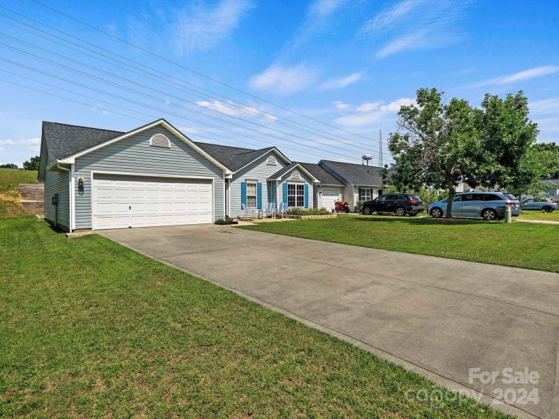 Property image 2 at 2635 Wind Song Court, Concord, NC 28027