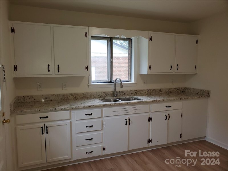 Property image 5 at 9016 Feldbank Drive, Charlotte, NC 28216