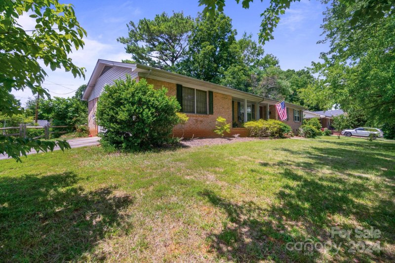 Property image 3 at 2259 Helen Drive, Gastonia, NC 28054