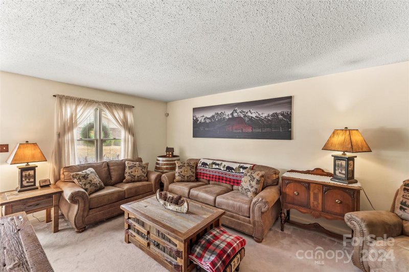 Property image 4 at 1330 5th Street, Hickory, NC 28601