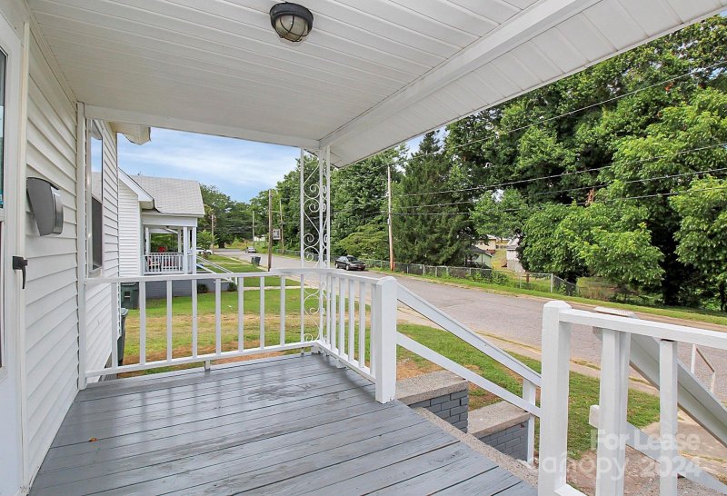 Property image 2 at 311 S Hill Street, Gastonia, NC 28052