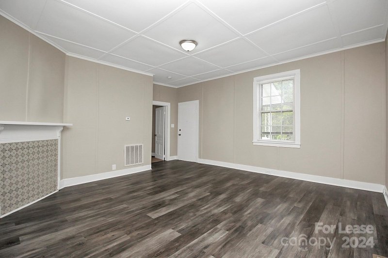 Property image 5 at 311 S Hill Street, Gastonia, NC 28052