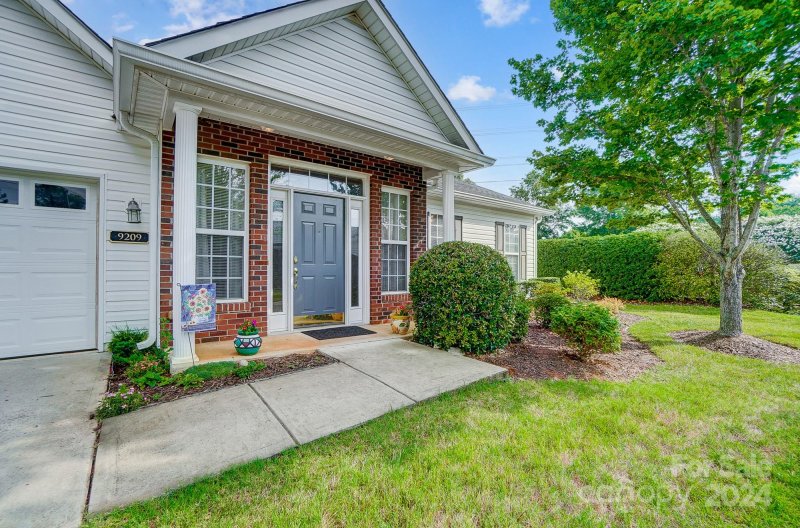 Property image 2 at 9209 Duckhorn Drive, Charlotte, NC 28277