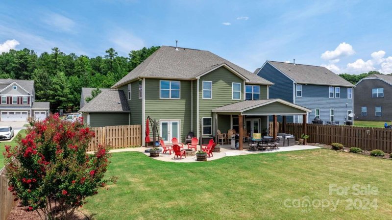 Property image 4 at 5798 Mcclintock Drive, Denver, NC 28037