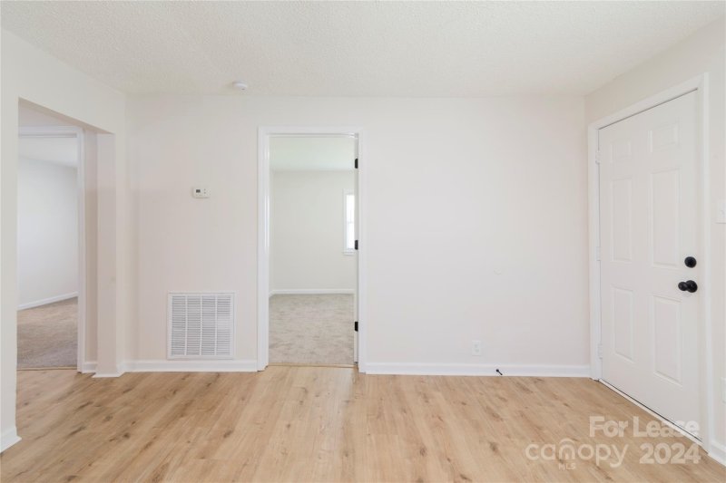 Property image 5 at 907 Baker Boulevard, Gastonia, NC 28052