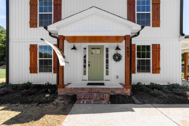 Property image 3 at 603 Colorado Court, Gastonia, NC 28056