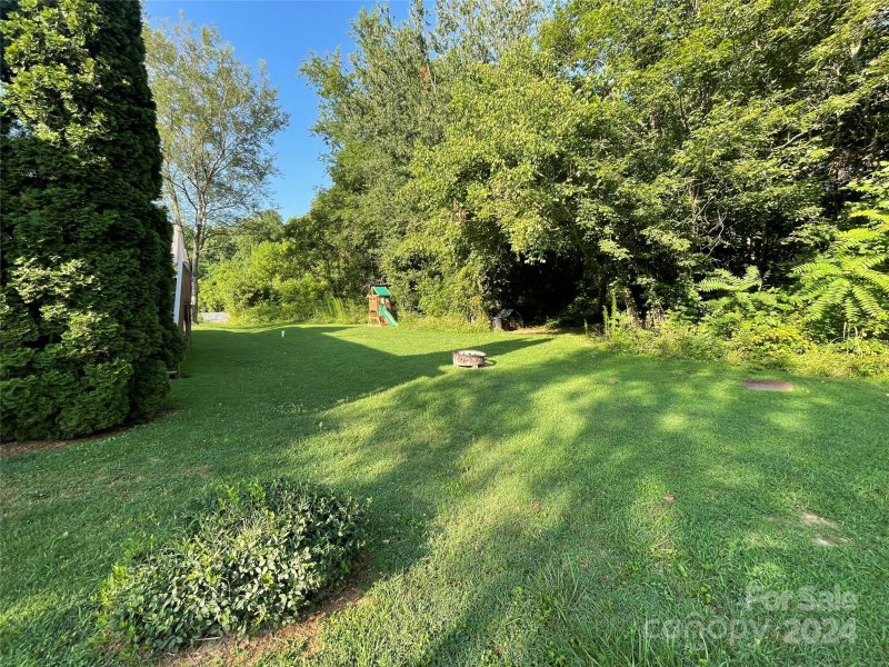 Property image 5 at 305 Delview Drive, Cherryville, NC 28021